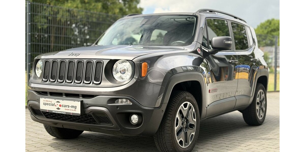 Jeep Renegade Trailhawk / 4WD / KeylessGO / Pano 100.000 km 14.990 &euro; Mönchengladbach 41066