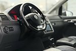 VW Touran R-Line / Leder / 7 Sitze / 1.Hd / Navi 125.000 km 11.900 &euro; Mönchengladbach 41066
