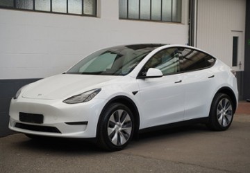Tesla Model Y 73.903 km 34.350 &euro; Mönchengladbach 41236