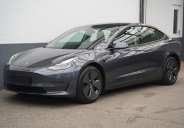 Tesla Model 3 71.257 km 32.750 &euro; Mönchengladbach 41236