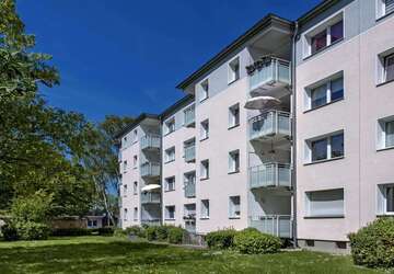 Wohnung Moers - 3 Zimmer, 74 m&sup2;, 749&euro; | Angebot:27339438