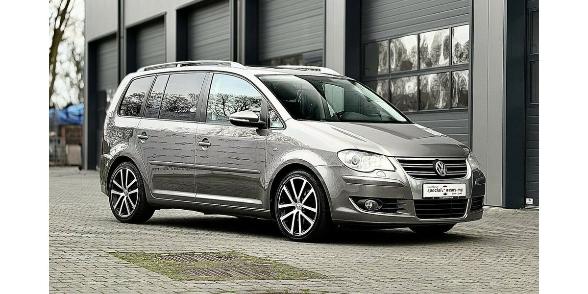 VW Touran R-Line / Leder / 7 Sitze / 1.Hd / Navi 125.000 km 11.900 &euro; Mönchengladbach 41066
