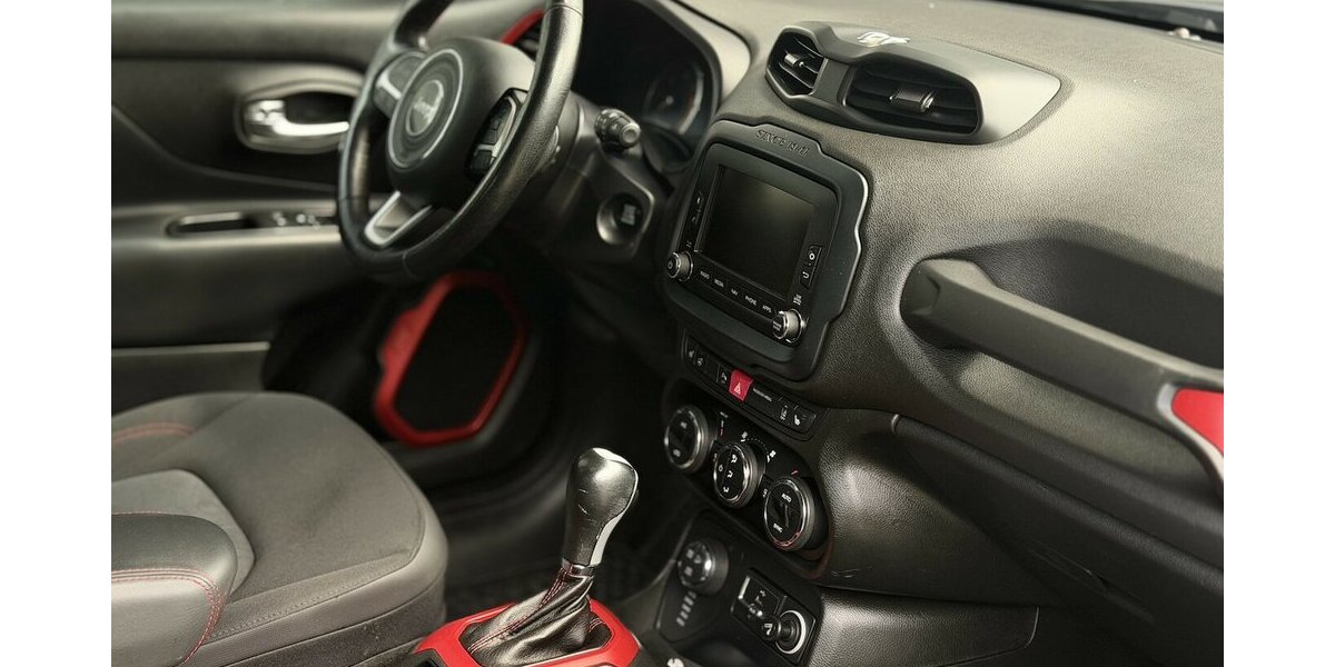 Jeep Renegade Trailhawk / 4WD / KeylessGO / Pano 100.000 km 14.990 &euro; Mönchengladbach 41066