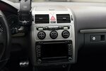 VW Touran R-Line / Leder / 7 Sitze / 1.Hd / Navi 125.000 km 11.900 &euro; Mönchengladbach 41066