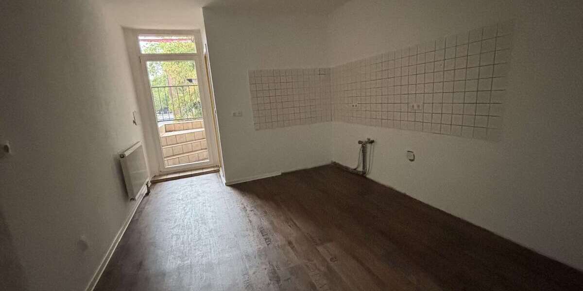 Etagenwohnung Duisburg Hamborn - 3 Zimmer, 80 m&sup2;, 450&euro; | Angebot:27230911