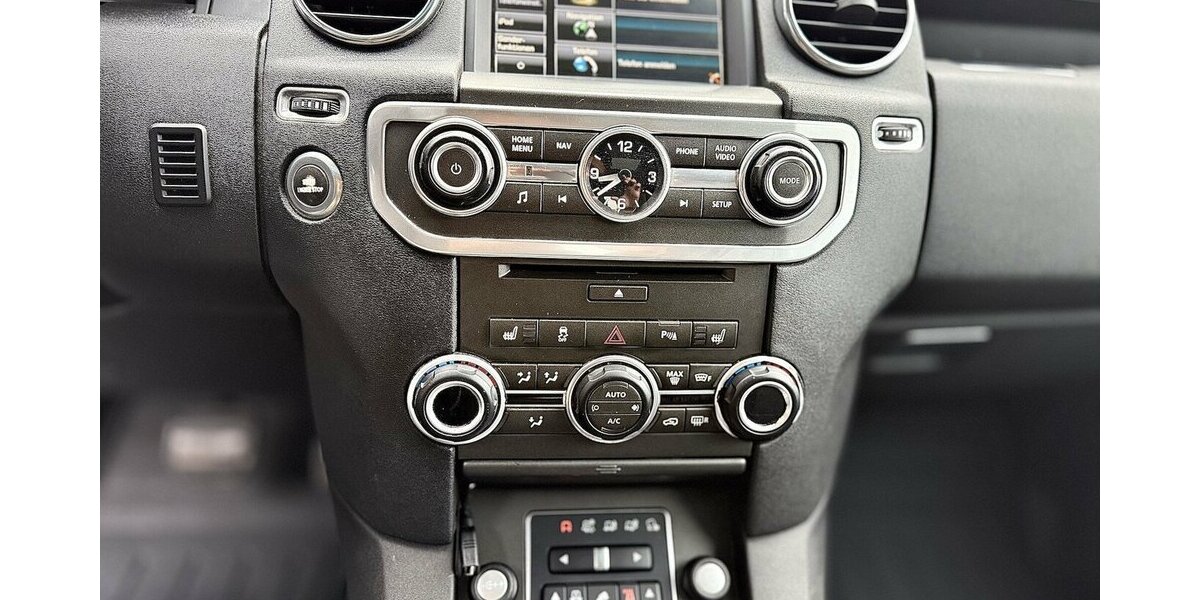 Land Rover Discovery SDV6 / HSE / Kamera / Pano / 7 Sitze 199.000 km 18.900 &euro; Mönchengladbach 41066