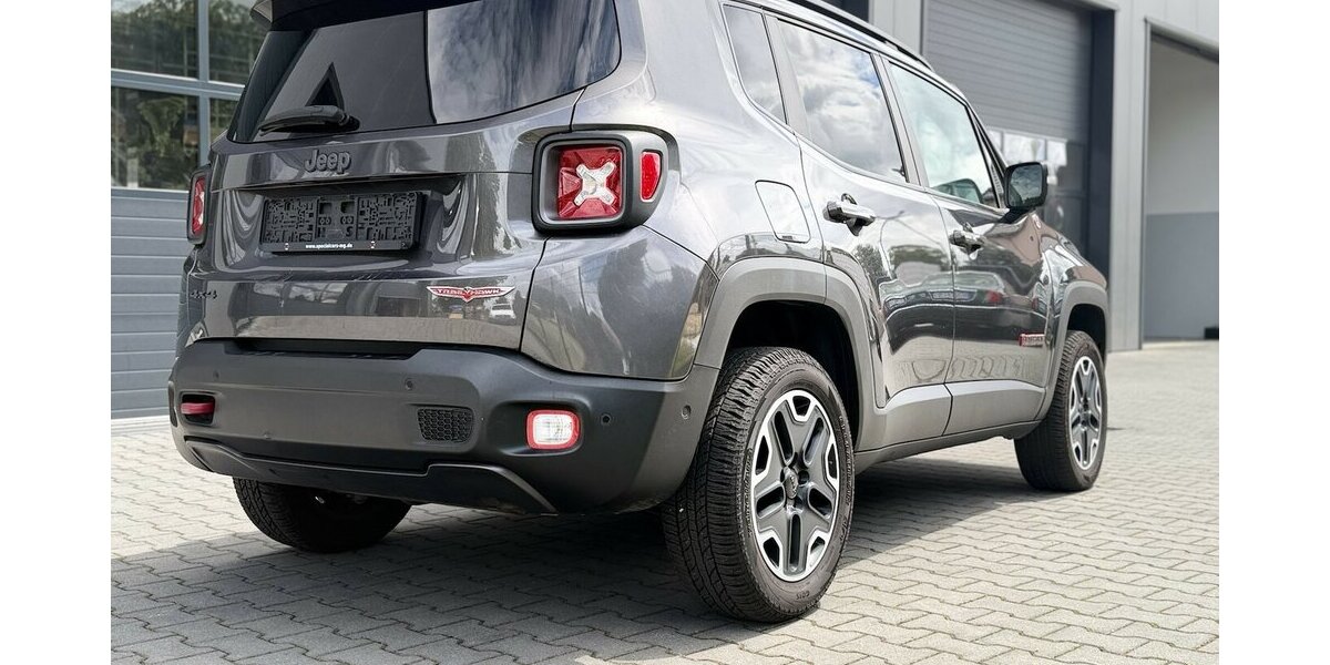 Jeep Renegade Trailhawk / 4WD / KeylessGO / Pano 100.000 km 14.990 &euro; Mönchengladbach 41066