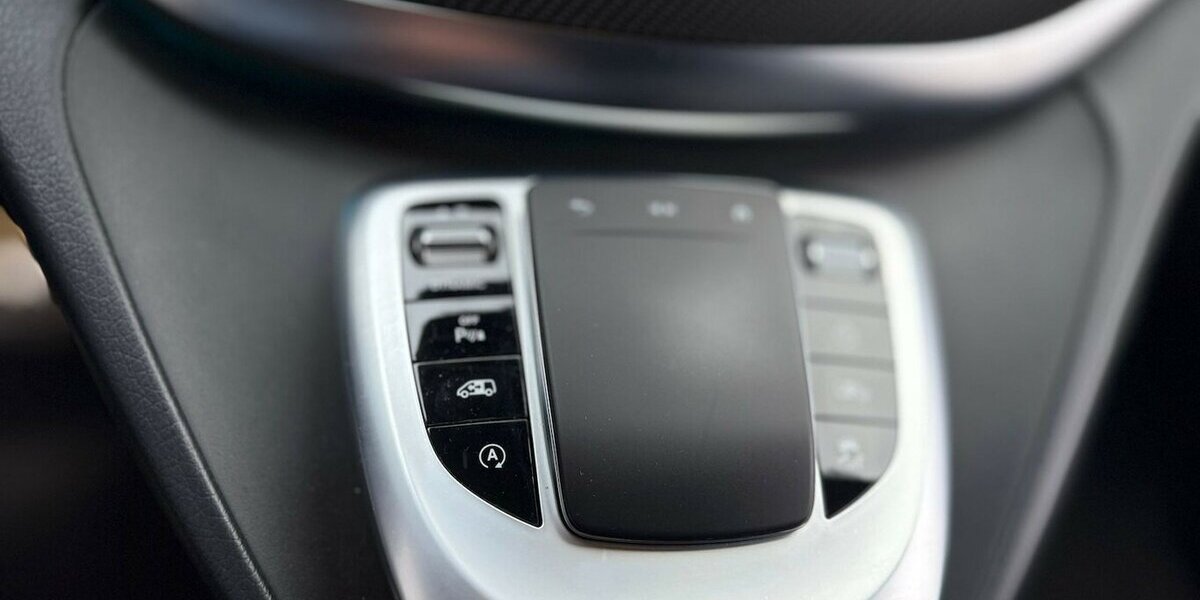 Mercedes-Benz V 300 d Lang / AMG Paket / 4MATIC / Leder / AHK 70.000 km 52.900 &euro; Mönchengladbach 41066