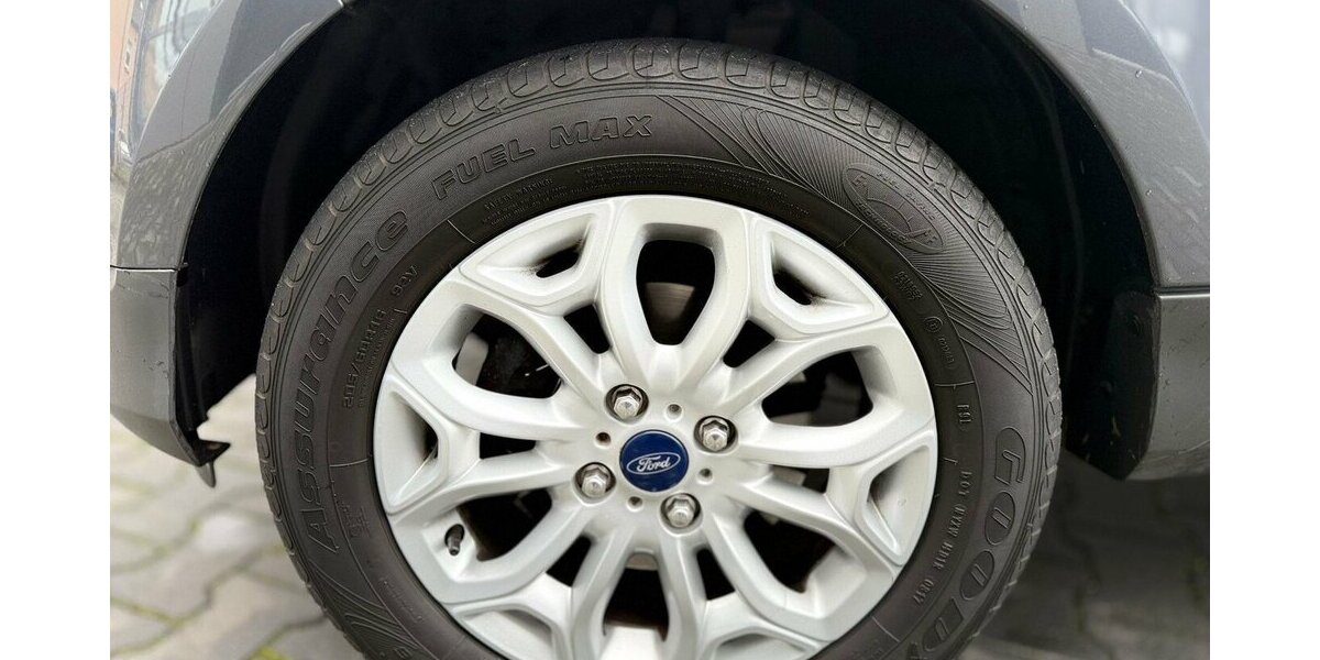 Ford EcoSport / Titanium / Leder / Keyless Go / Klima 144.000 km 7.190 &euro; Mönchengladbach 41066