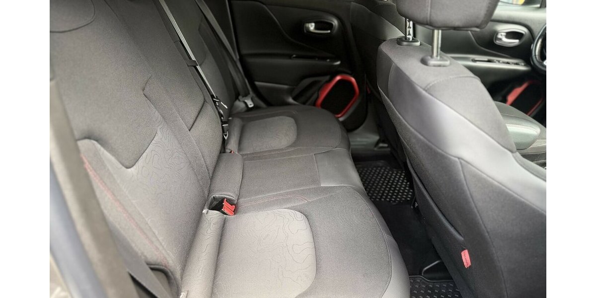 Jeep Renegade Trailhawk / 4WD / KeylessGO / Pano 100.000 km 14.990 &euro; Mönchengladbach 41066