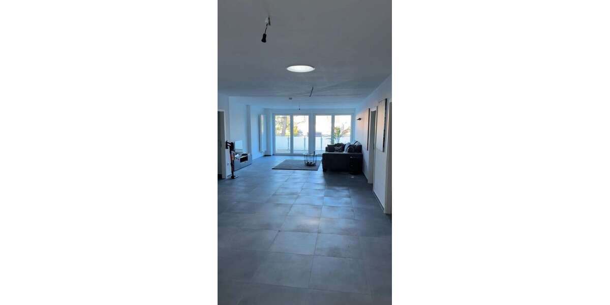 Etagenwohnung Kaarst - 3 Zimmer, 136 m&sup2;, 1.490&euro; | Angebot:27320377