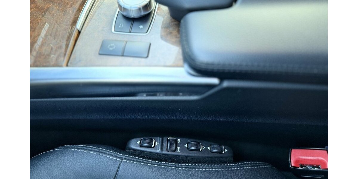 Mercedes-Benz E 350 d/ PANO / Kamera / Leder / Navi / EURO 6 100.000 km 21.900 &euro; Mönchengladbach 41066