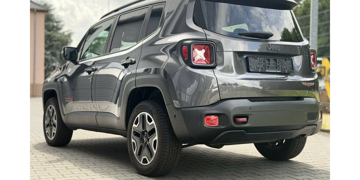 Jeep Renegade Trailhawk / 4WD / KeylessGO / Pano 100.000 km 14.990 &euro; Mönchengladbach 41066