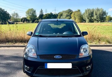 Ford Fiesta 144.670 km 4.750 &euro; Düsseldorf 40223