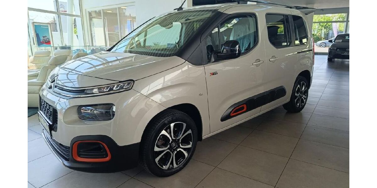 Citroen Berlingo 89.810 km 17.490 &euro; Mönchengladbach 41063