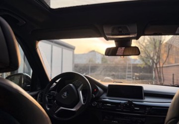 BMW X5 196.000 km 22.999 &euro; Duisburg 47179