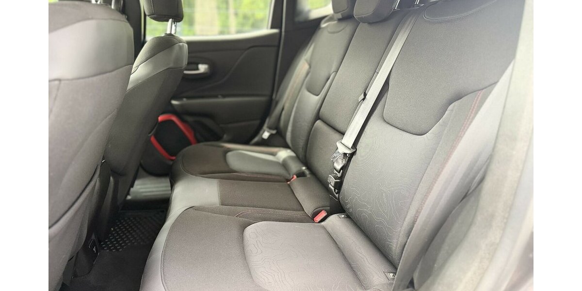 Jeep Renegade Trailhawk / 4WD / KeylessGO / Pano 100.000 km 14.990 &euro; Mönchengladbach 41066