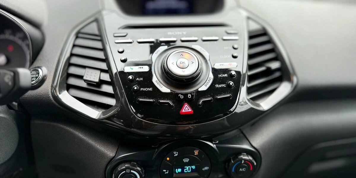 Ford EcoSport / Titanium / Leder / Keyless Go / Klima 144.000 km 7.190 &euro; Mönchengladbach 41066