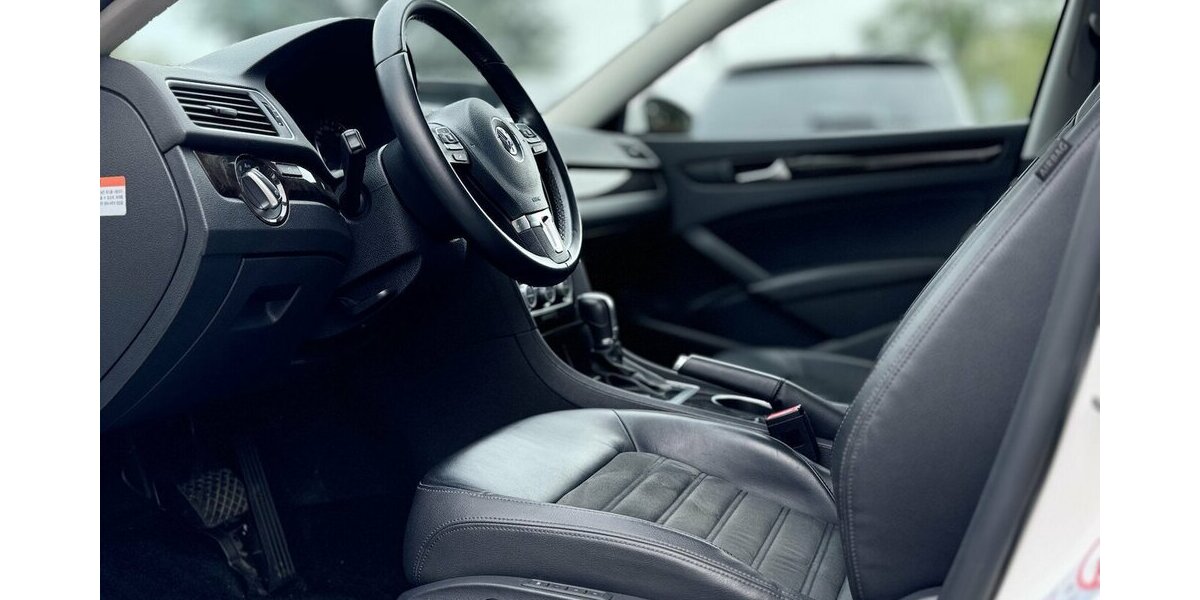 VW Passat 2,0 TDI Highline / Leder / SHD / Keyless 228.000 km 8.900 &euro; Mönchengladbach 41066