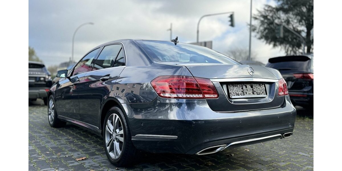 Mercedes-Benz E 350 d/ PANO / Kamera / Leder / Navi / EURO 6 100.000 km 21.900 &euro; Mönchengladbach 41066