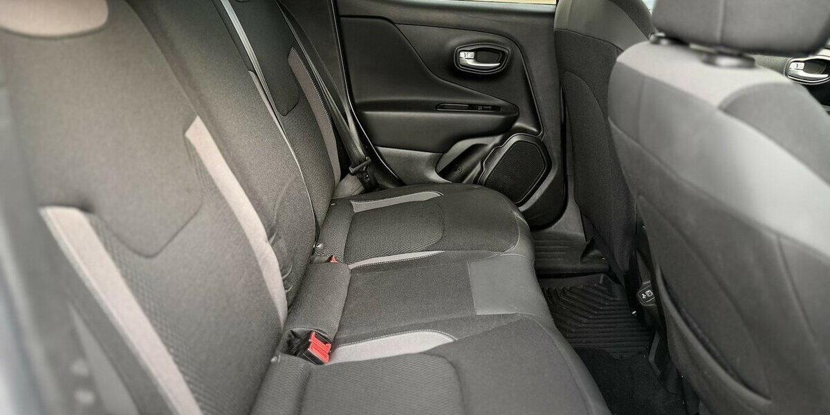 Jeep Renegade Longitude / Mild-Hybrid / FWD 43.000 km 21.500 &euro; Mönchengladbach 41066